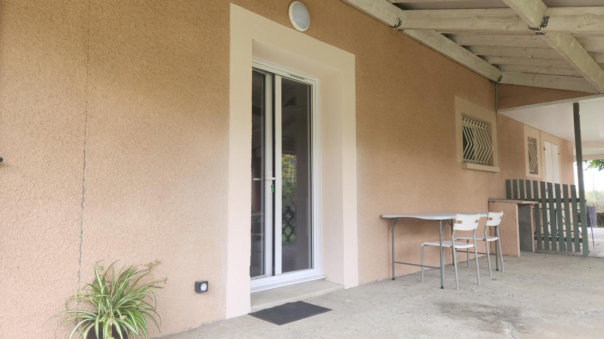Lafe, Paisible Apartment Seysses
